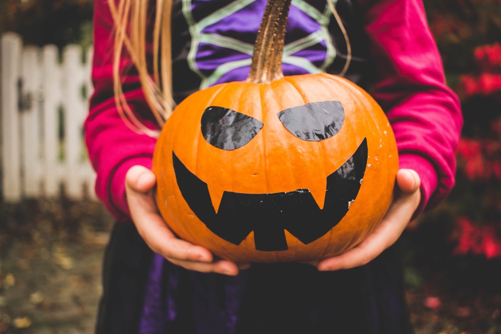 restaurant halloween pumpkin